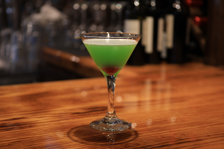 Low Tide Steakhouse & SandBar