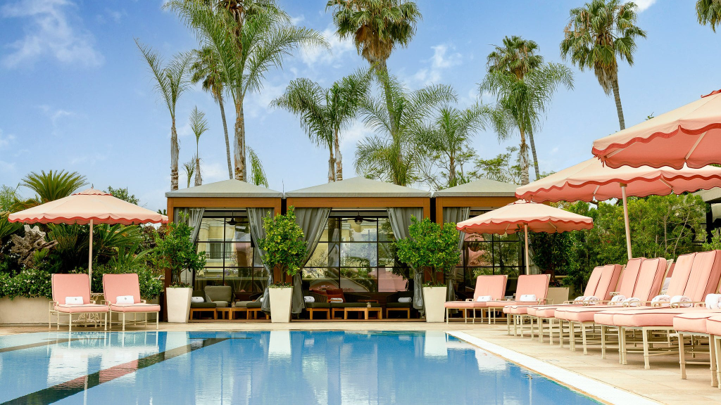 Four Seasons Hotel Los Angeles at Beverly Hills, dog-friendly hotel in Los Angeles