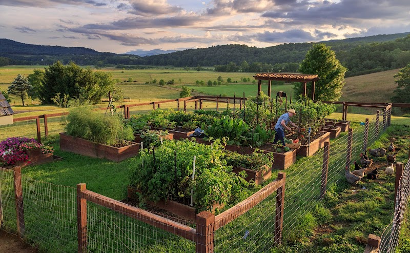 Fort Lewis Lodge & Farm