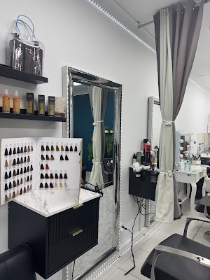 Meenu's Hair And Beauty (Indian Salon) photo 3