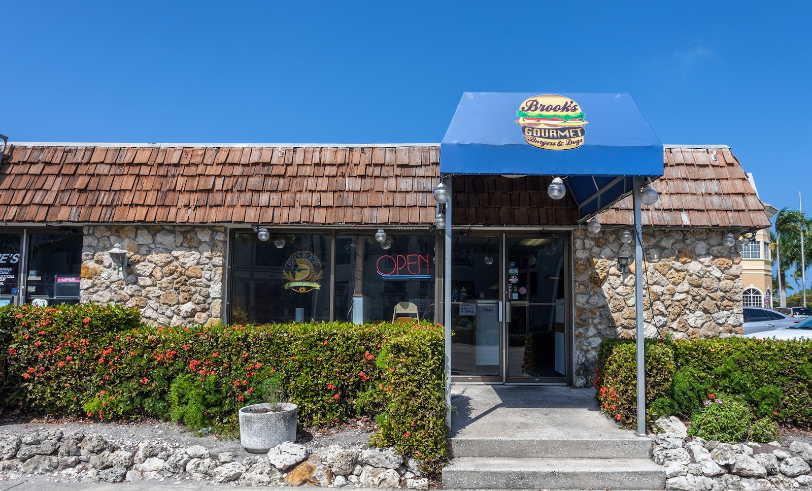 Brooks Burgers