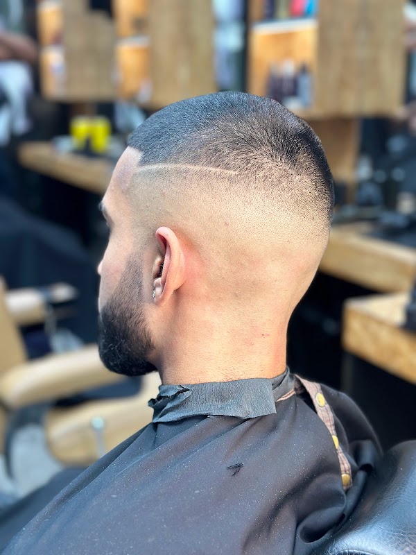 King of Fadez Barber Mascot photo 1