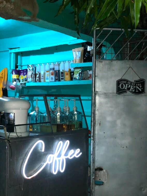 Mon Apya Cafe