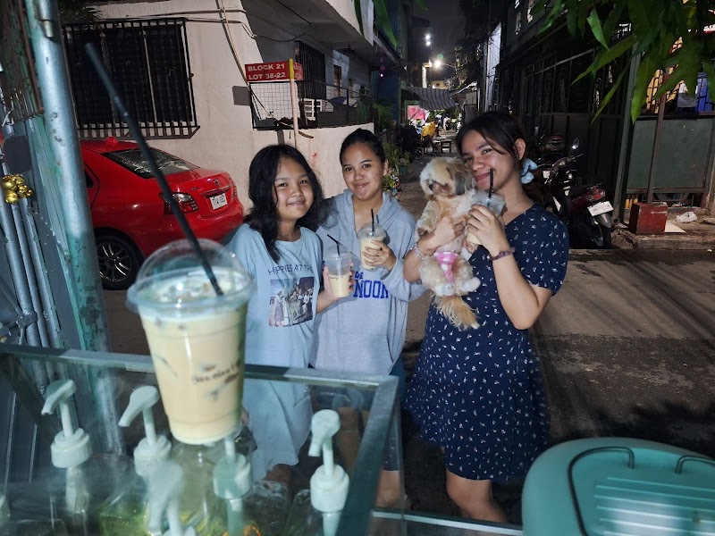 Mon Apya Cafe