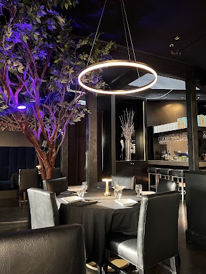 KAVIAR Restaurants