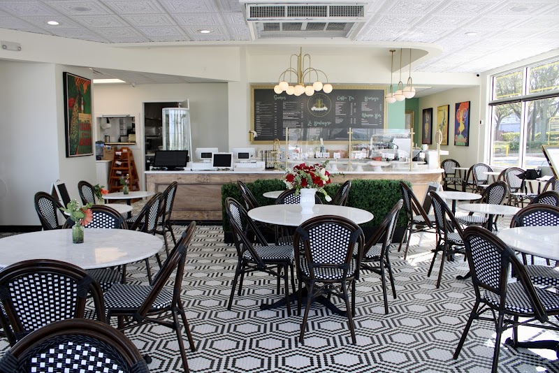 Le Petit Paris Cafe San Pablo photo 1