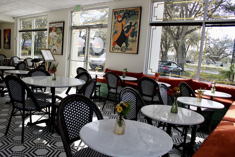 Le Petit Paris Cafe San Pablo photo 1