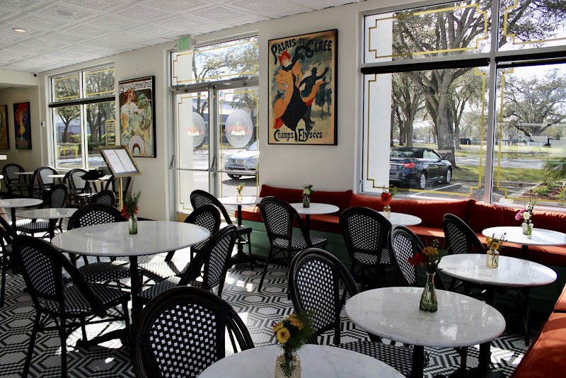 Le Petit Paris Cafe San Pablo photo 3