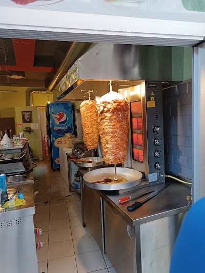 F&İ Erzincan yaprak döner - Restoran