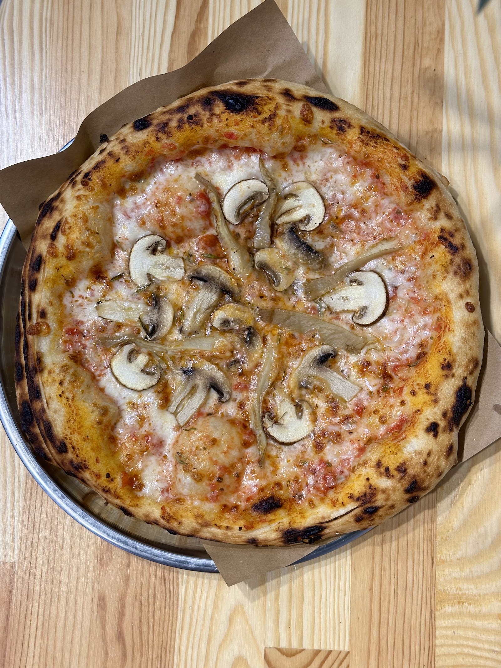Tarz-Hayal Pizza mekanı