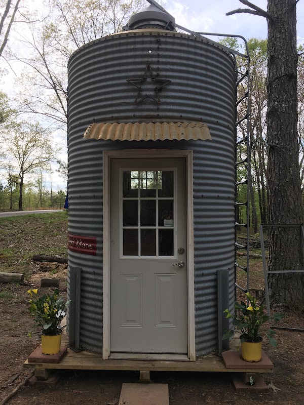 Photo by robert grosz