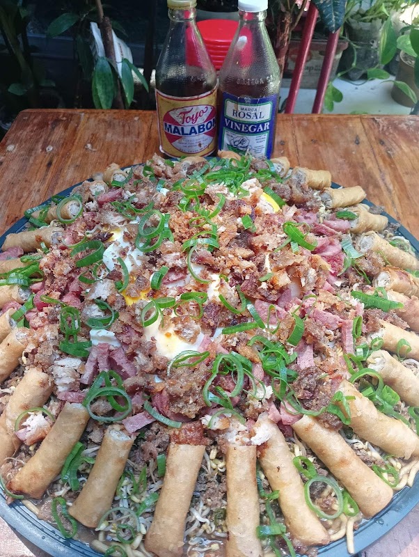 RK’s Pancit Batil Patong