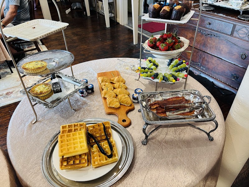 The Grand Empress Tea Room photo 3