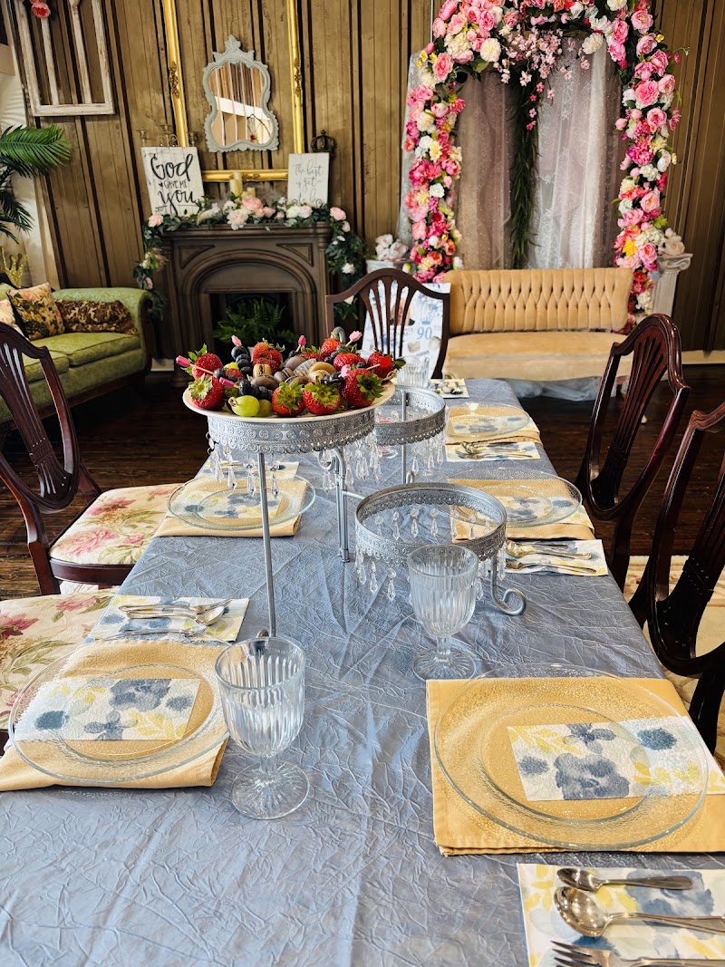 The Grand Empress Tea Room photo 4