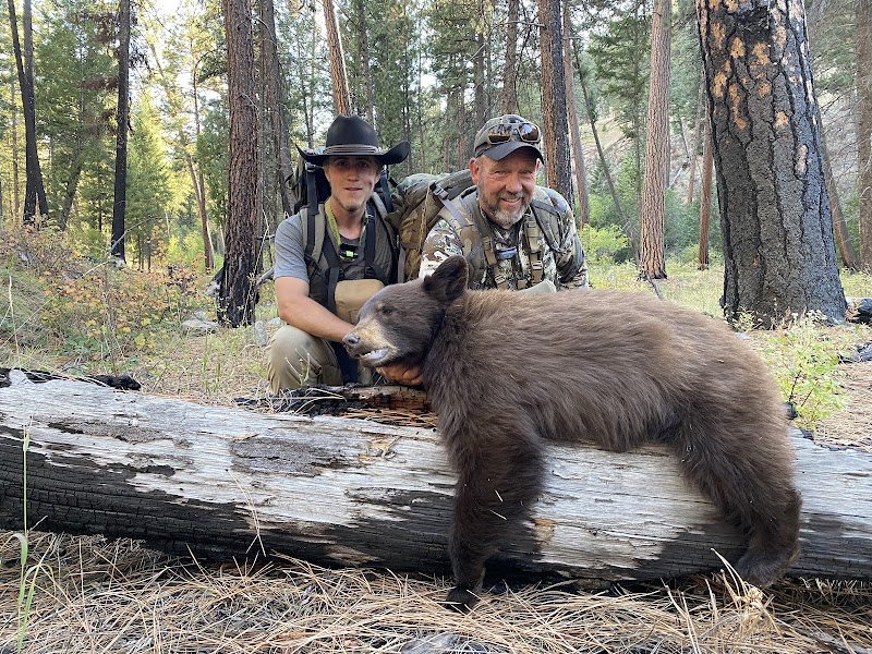 Mile High Outfitters - Photo 6