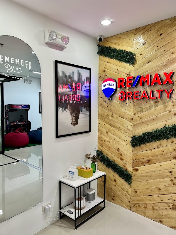 REMAX 8 Philippines - BGC