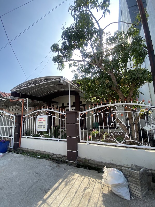 Kost putri berkah