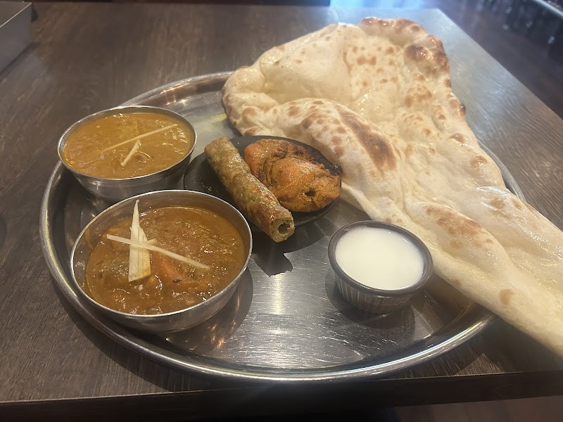 BOLLYWOOD LOUNGE indian restaurant photo 4