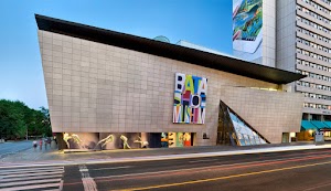 Bata Shoe Museum