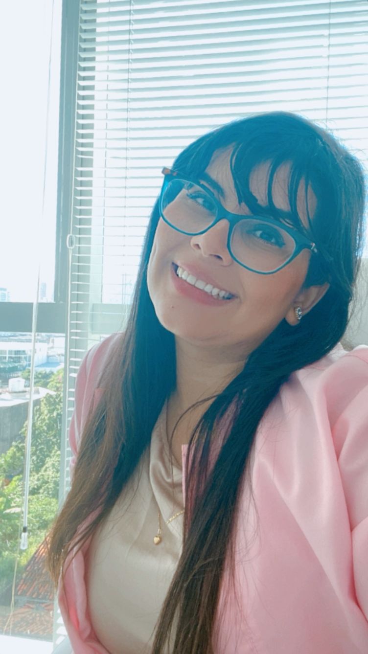 Dentista Clareamento Salvador - Dra. Amanda Santos - foto 2