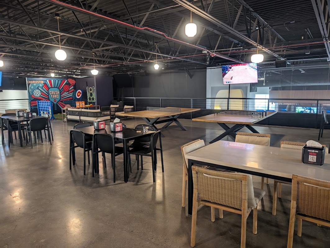Crush Yard - Restaurant, Bar, and Pickleball photo 5