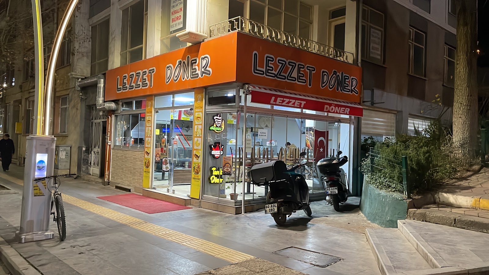 Lezzet Döner 2 (Behzat Şubesi) mekanı
