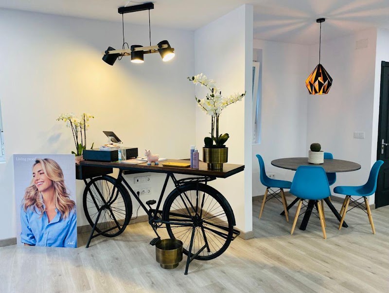 Peluquería Dani Miguens Estilistas photo 1