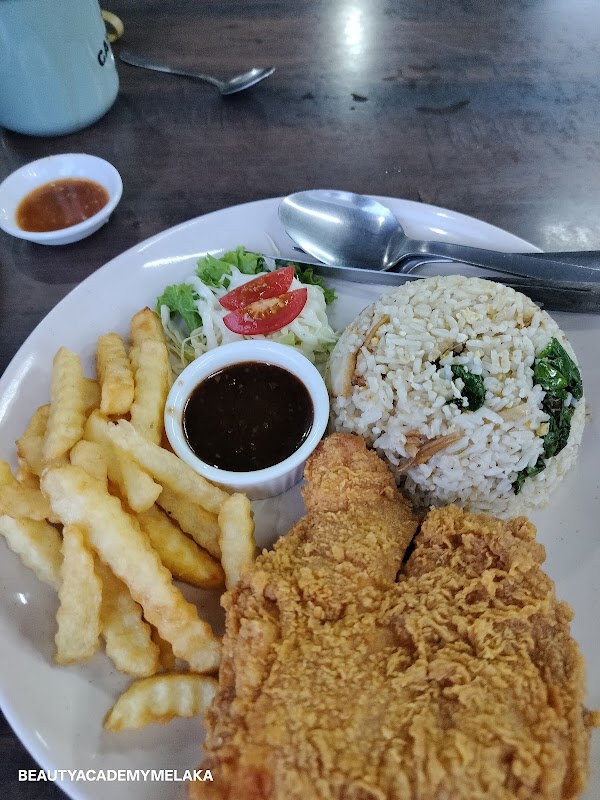 D'Village Kitchen - Photo 1