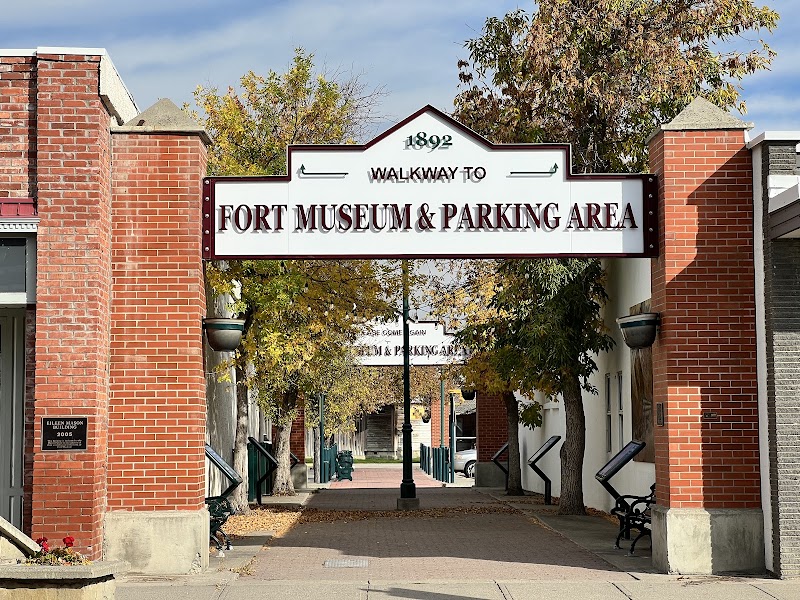 Col. McLeod Boulevard