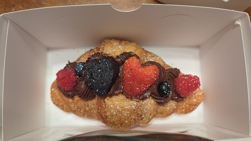 Mi-Sant Kitchen & Bakery photo 3