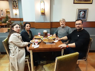 Ekmekçiler Pide Ve Lahmacun Salonu - Restoran