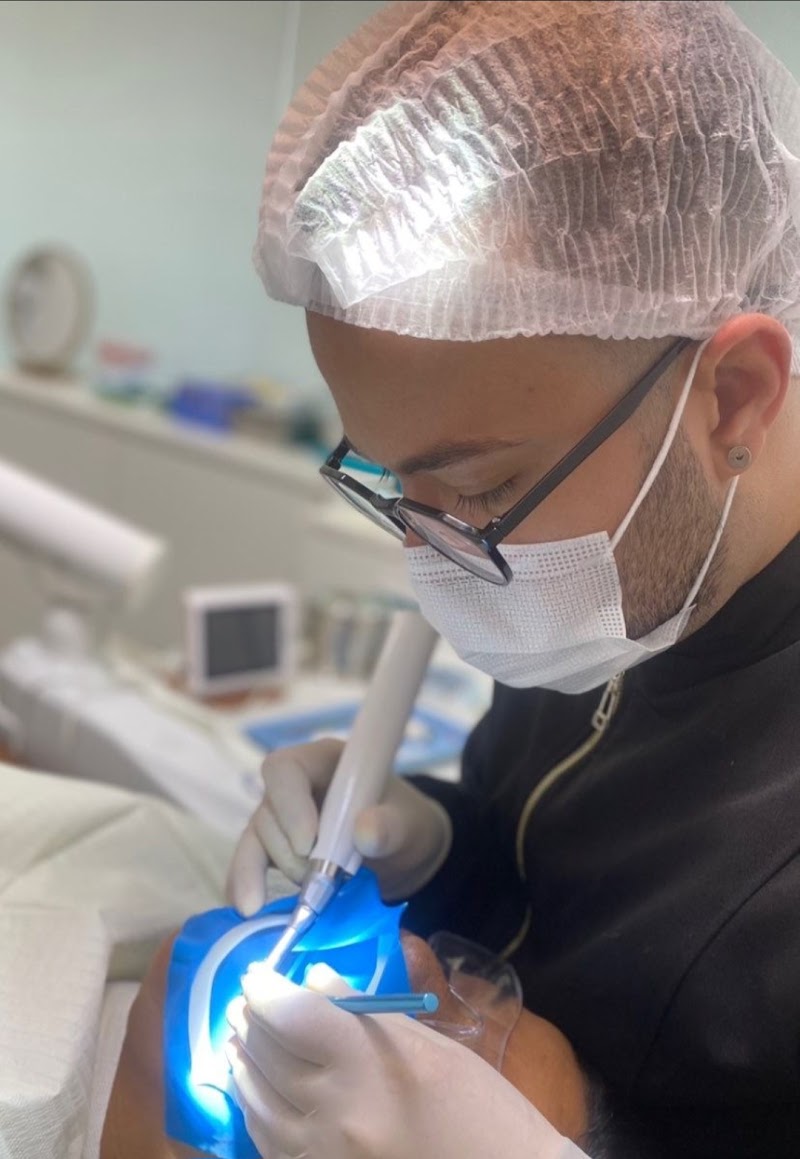 Dr. Jean Campos - Endodontista - foto 2