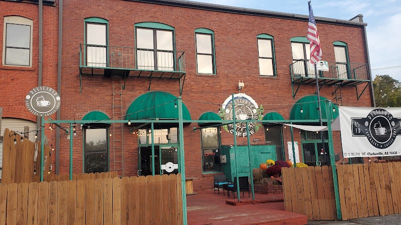 Delicioso Cupcakery and Coffee Shop photo 1