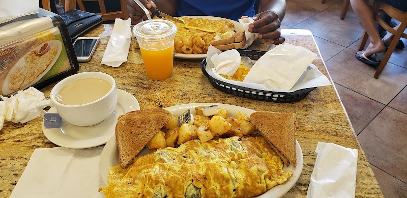 Santana's Plaza Café photo 2