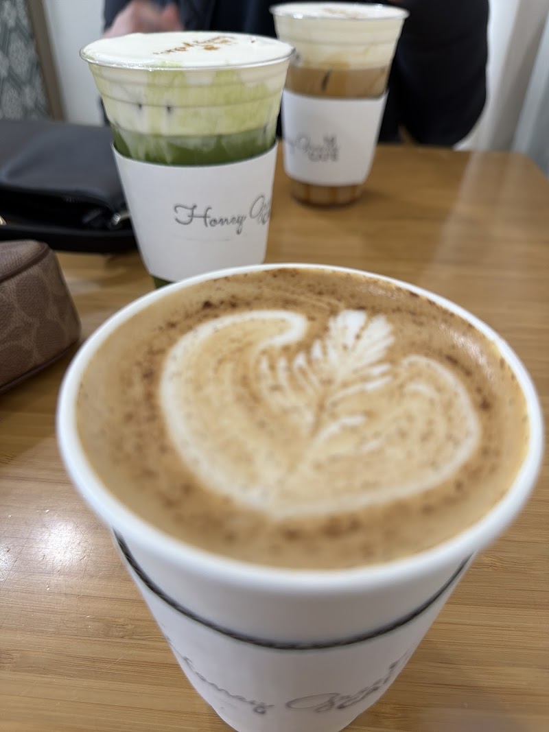 Honey Greens Cafe photo 4