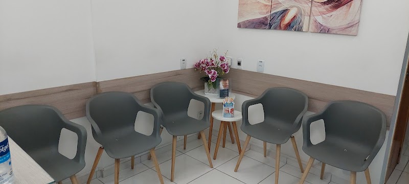 Roif Odontologia - Implantes Dentários - foto 5