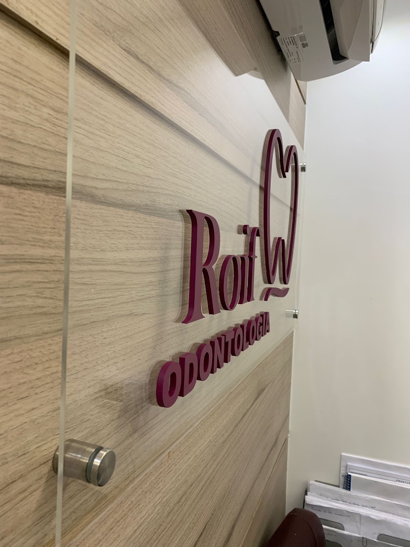 Roif Odontologia - Implantes Dentários - foto 4