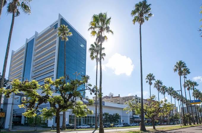 Dra. Natália Abrahão - Cirurgiã-Dentista - Invisalign Doctor - foto 4