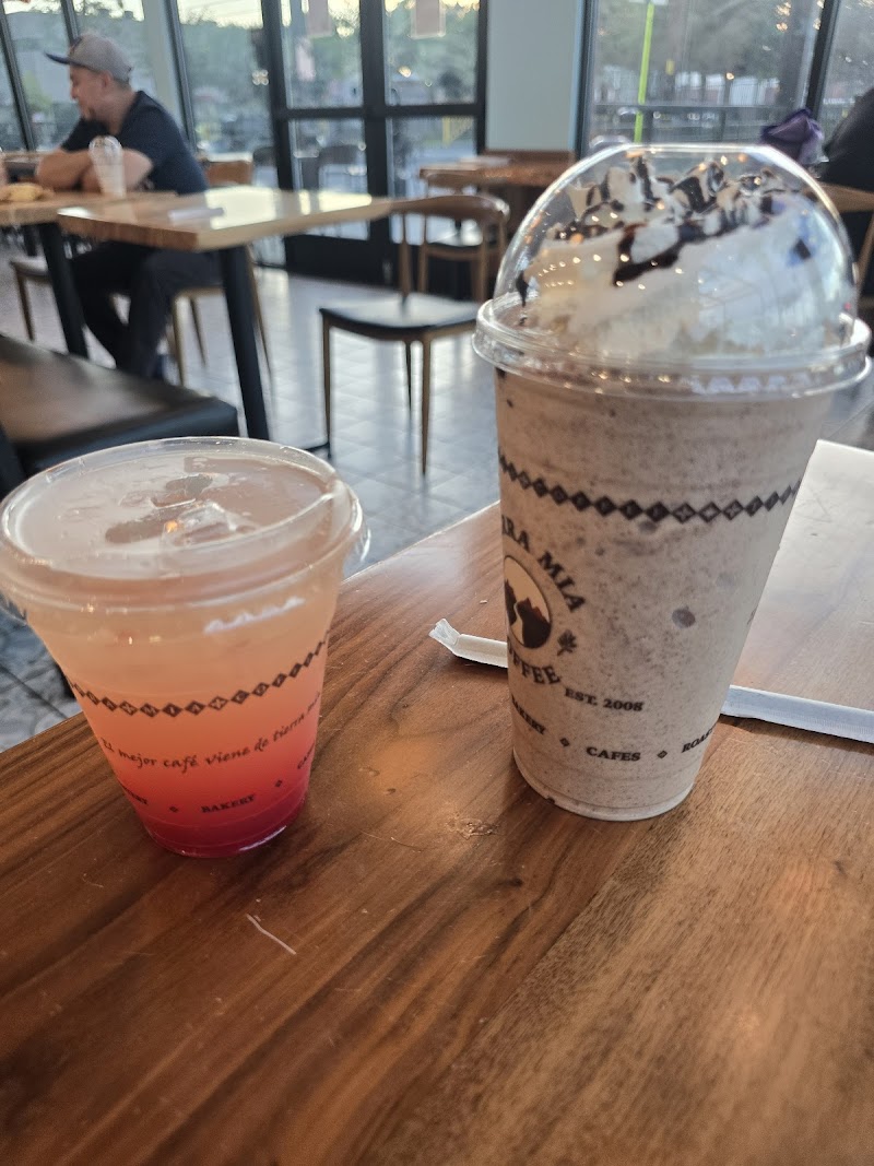 Tierra Mia Coffee Drive Thru photo 3