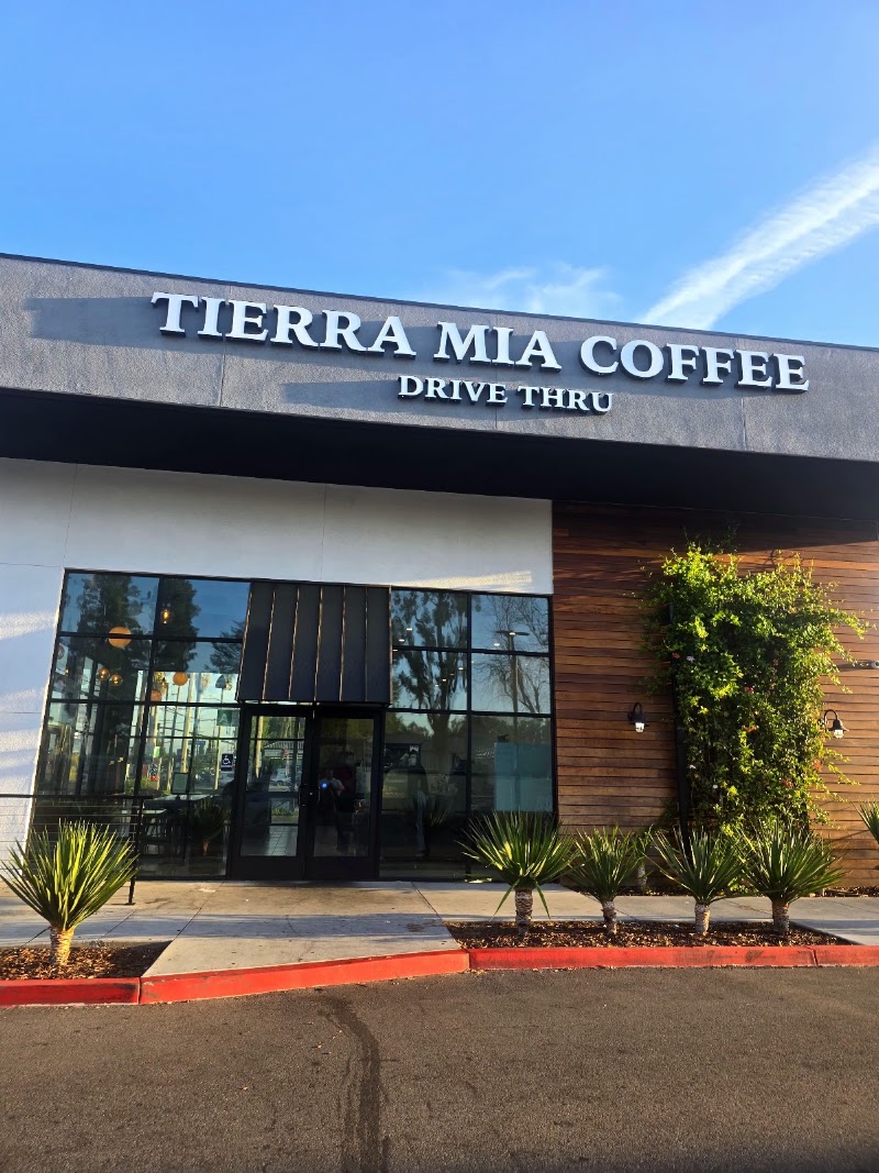 Tierra Mia Coffee Drive Thru photo 4