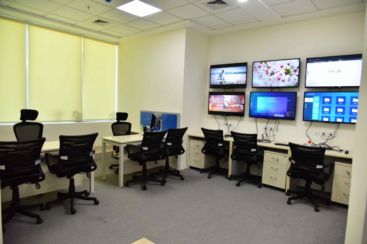 The OfficeBay Coworking Space - Furnished Offices, Shared office Spaces, Meeting rooms, Office Space Manesar, Gurgaon — photo 1