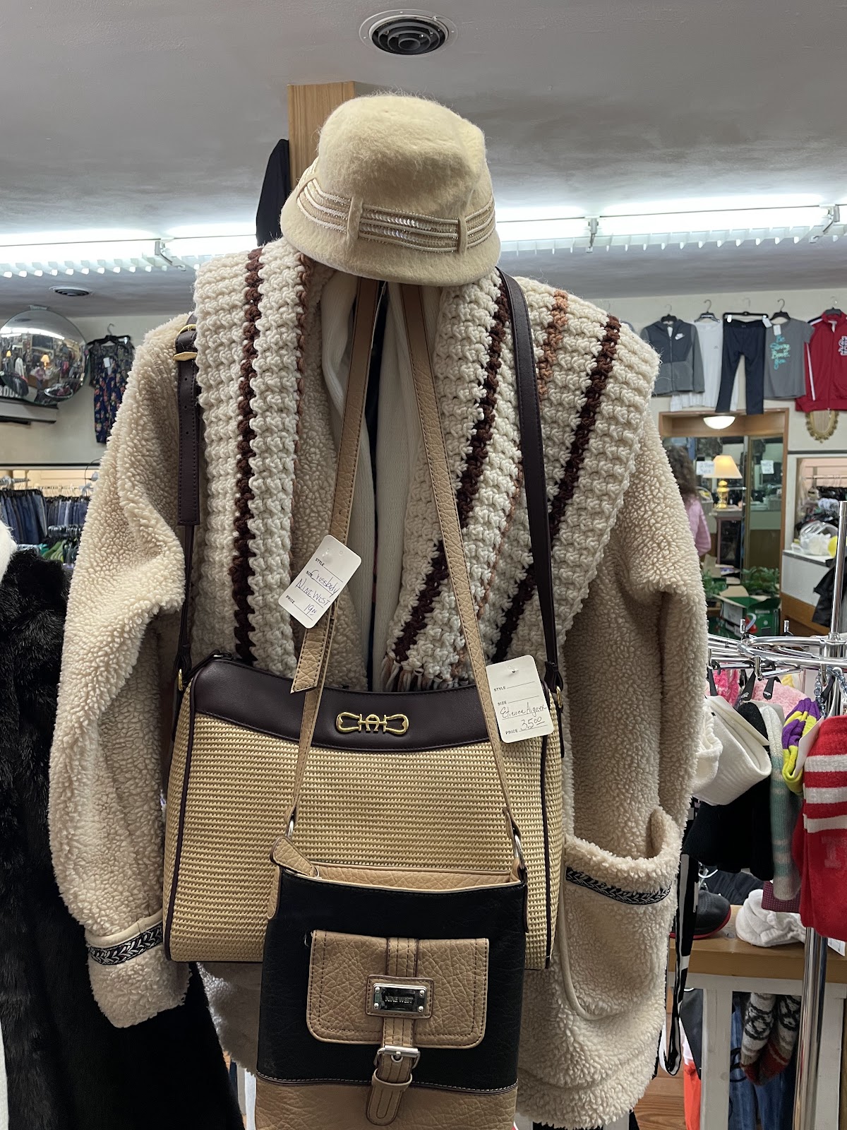 Riverbend Resale photo 4