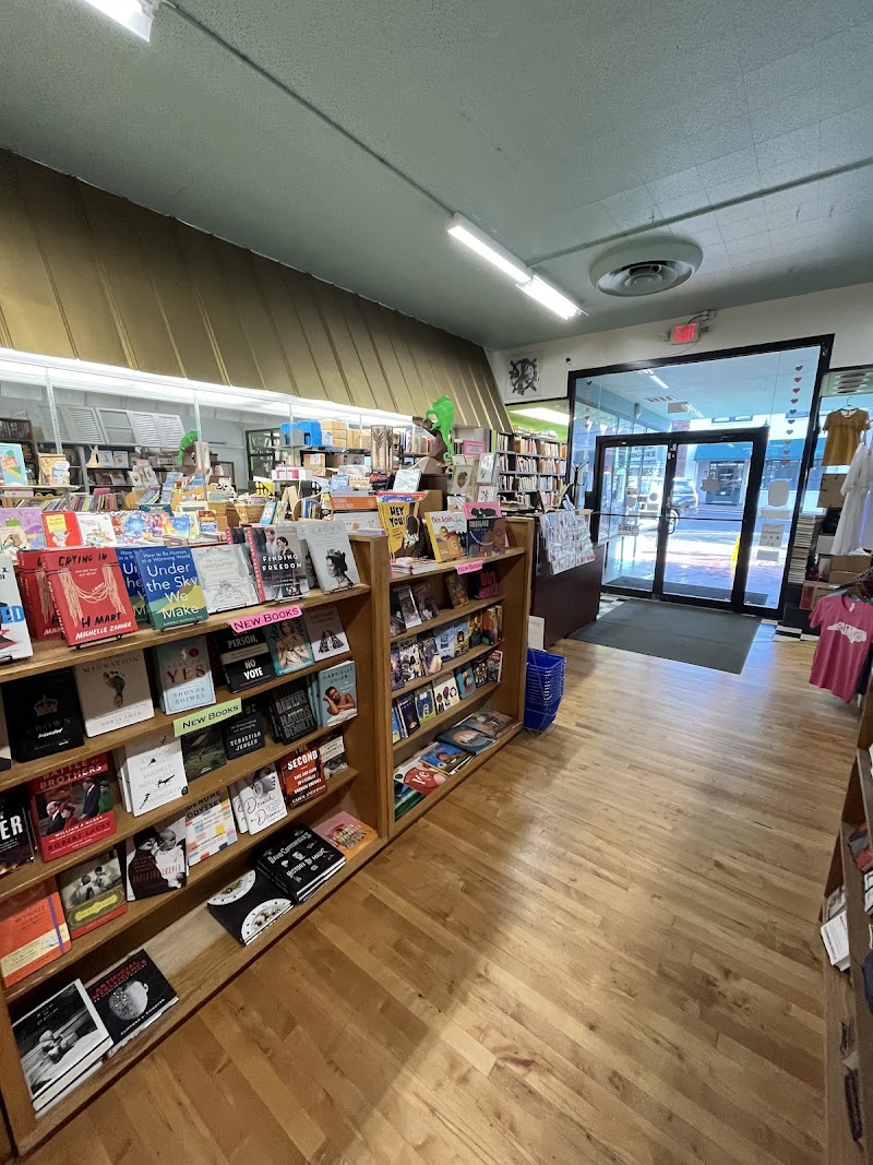 Persnickety Books photo 4