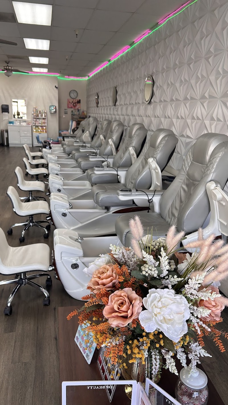 Crystal Nails Spa