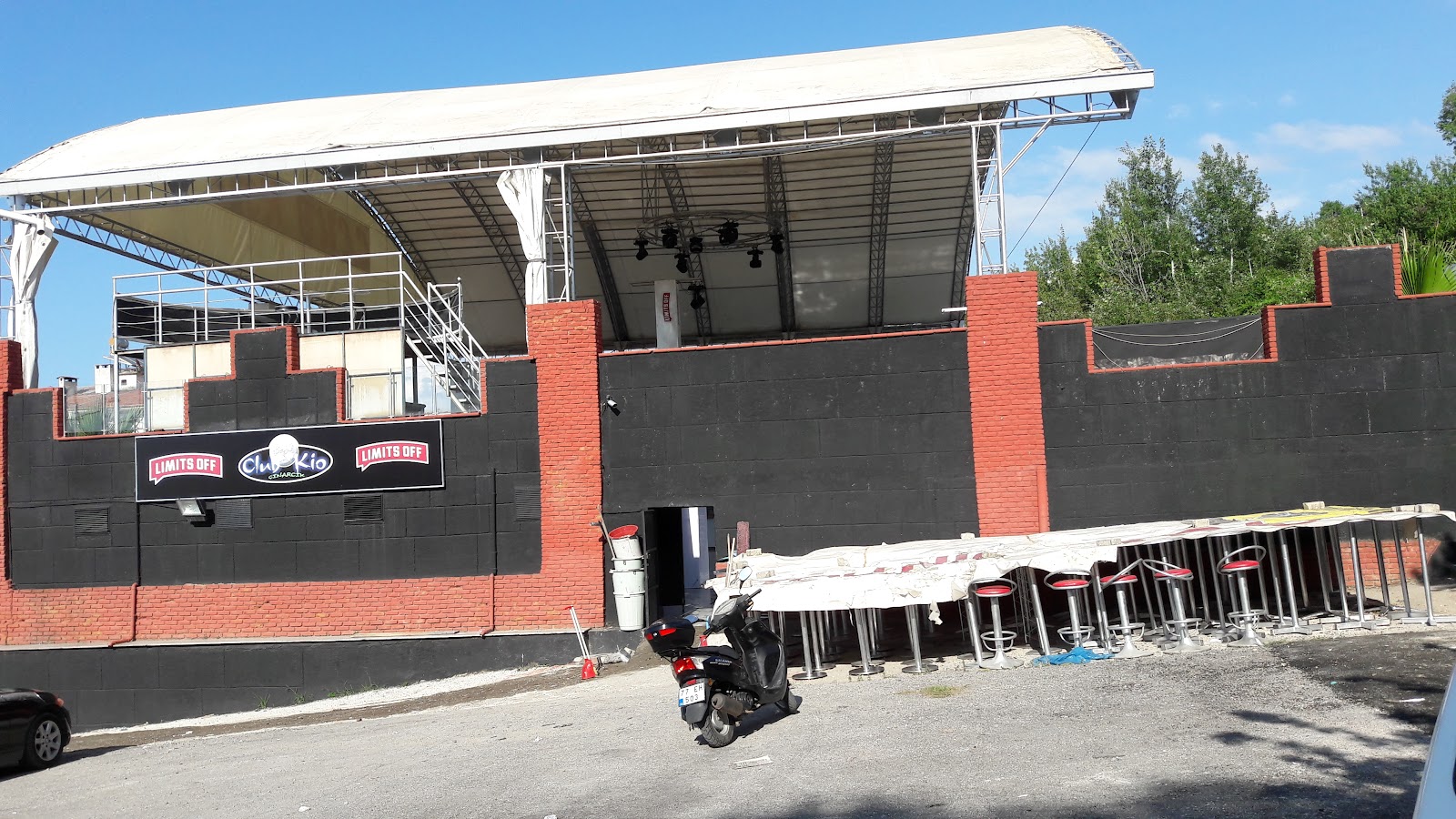 Clup Cio mekanı