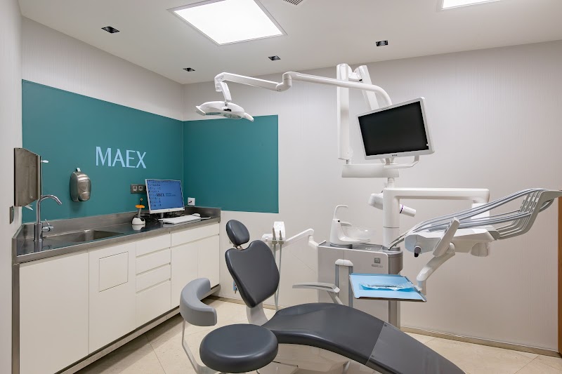 Clínica dental MAEX Ferreras photo 2