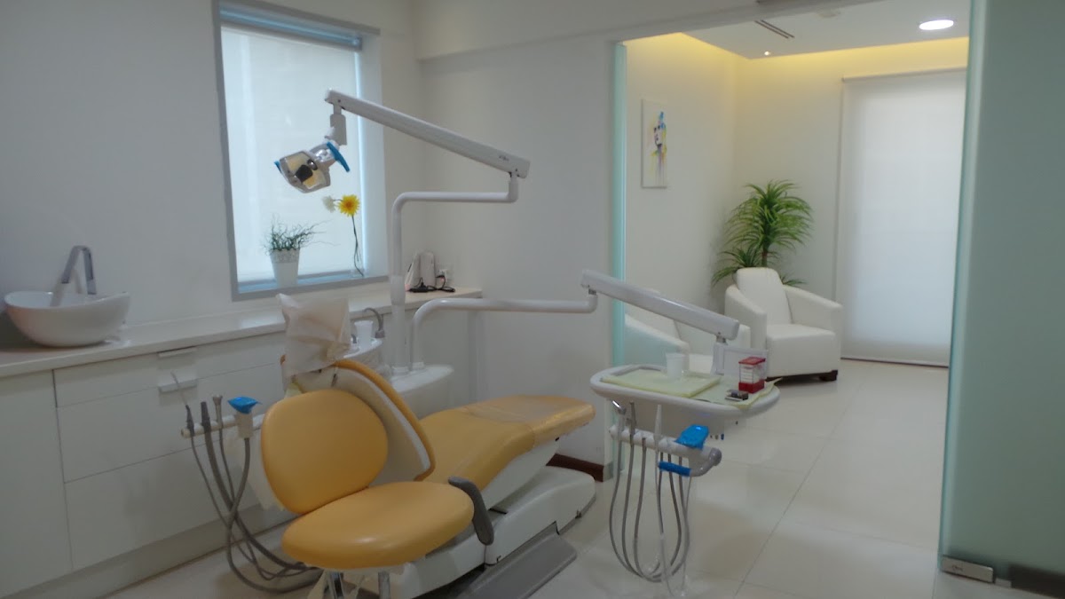 CLOVER MEDICAL CENTRE (DENTAL & HOMEOPATHY CLINIC) BARSHA HEIGHTS,TECOM 2