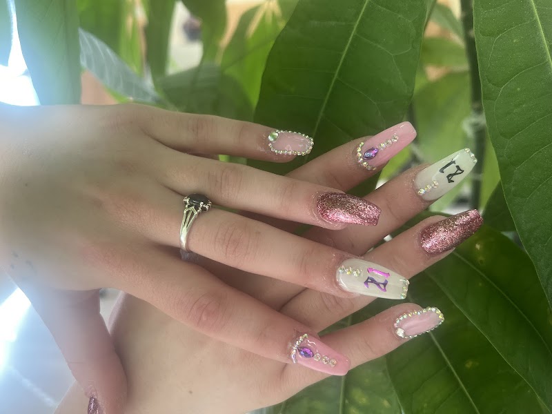 Diamond Nail Spa - Burlington