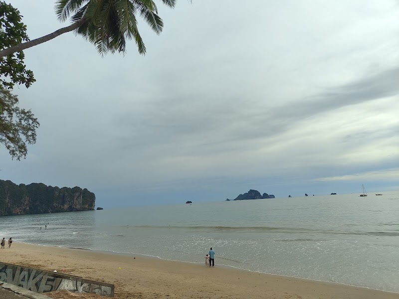 Ao Nam Mao Beach