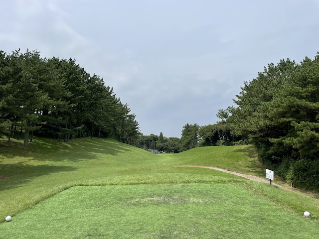 Hayama Public Golf Course & Practice Range - Photo 6